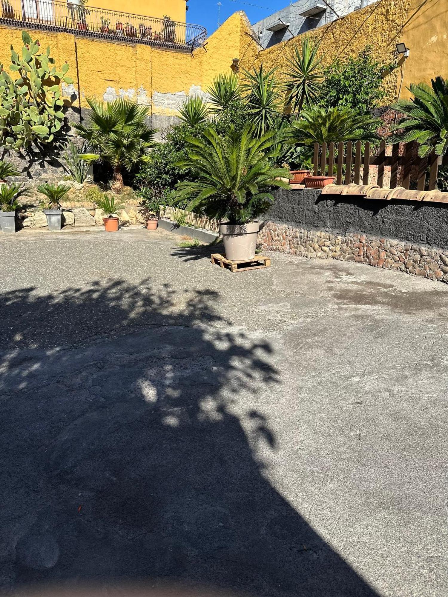 Garden Of Bitter Catânia Exterior foto